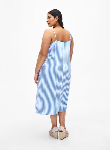 Zizzi FLASH - Robe à bretelles rayée en viscose, L. Blue White Stripe, Model image number 1