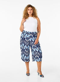 Viscose culotte broek met print, Blue Ethnic AOP, Model