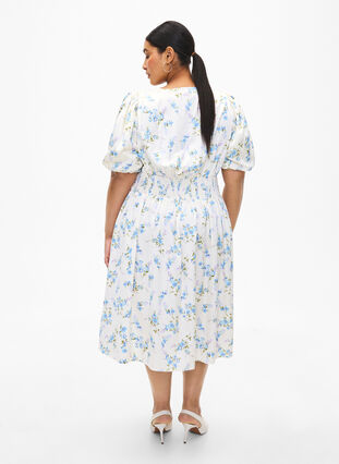 Zizzi Robe en satin floral avec manches bouffantes, Off White Blue Fl., Model image number 1