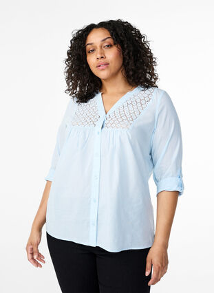 Zizzi FLASH – Chemise avec détails en crochet, Cashmere Blue, Model image number 0