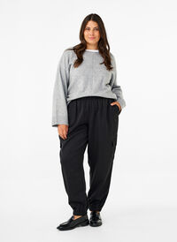 Broek met cargozakken en een elastische taille, Black Sand Pin St., Model