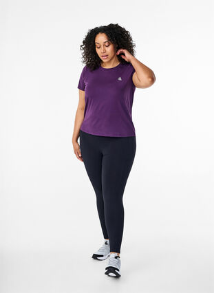 ZizziSlim fit sport T-shirt met ronde hals, Purple Pennant, Model image number 2