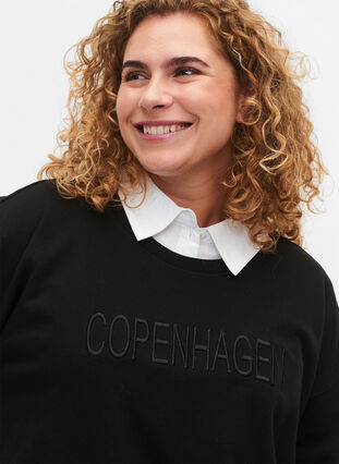 ZizziSweatshirt met geborduurde tekst, Black Copenhagen , Model image number 2