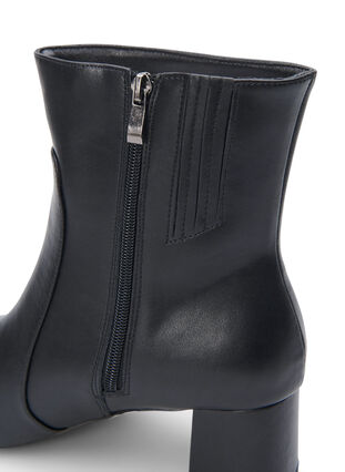 Zizzi Large – Bottines en cuir à talon, Black, Packshot image number 4