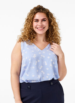 Zizzi Top floral avec col en V, Serenity Flower AOP, Model image number 0