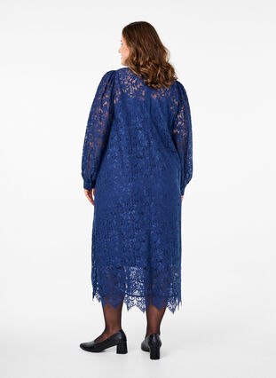 Zizzi Robe en dentelle à manches longues avec col montant, Estate Blue, Model image number 1