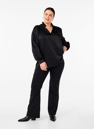 ZizziBlouse met lange mouwen, ruches en V-hals, Black, Model image number 2