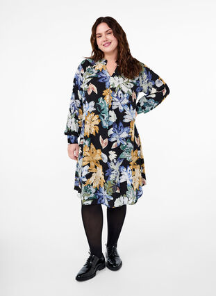 Zizzi Robe à manches longues avec imprimé floral, Yellow Flower AOP, Model image number 2