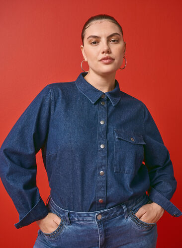 Zizzi Veste en jean avec poche de poitrine, Unwashed Denim, Image image number 0