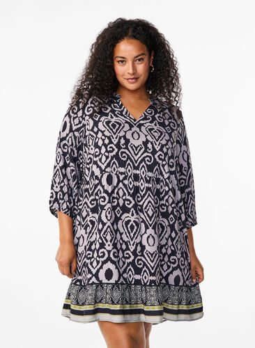 Zizzi Robe courte évasée et imprimée, Black AOP, Model image number 0