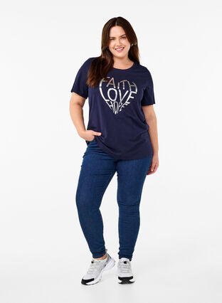 Zizzi FLASH – T-shirt imprimé, Navy B. Silver Faith, Model image number 2