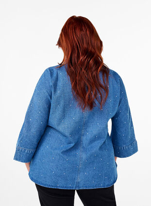 Zizzi Chemise en denim avec strass et manches 3/4, Bl. Denim Rhinestone, Model image number 1