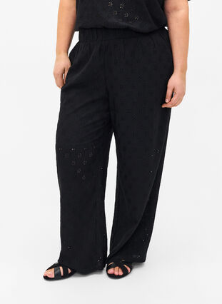 Zizzi Pantalon ample avec motif à trou, Black, Model image number 2