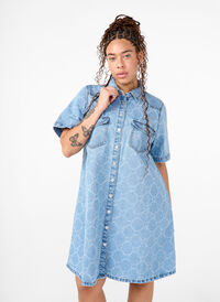 Denim jurk met destroy-patroon en korte mouwen, Blue Denim, Model