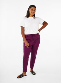 Cropped Maddison broek, Potent Purple, Model