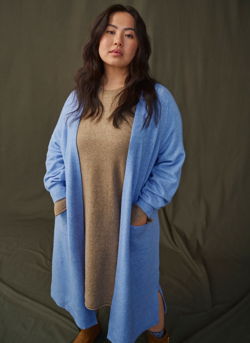 Long cardigan tricoté avec poches, Cornflower Blue Mel., Image