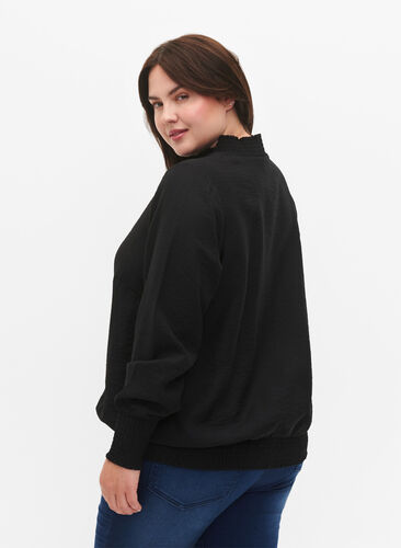 Zizzi Blouse en viscose avec smock, Black, Model image number 1