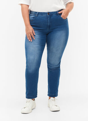 Zizzi  Emily jeans slim fit taille normale, Light blue, Model image number 2