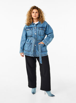 ZizziSpijkerjasje met een strikceintuur, Blue Denim, Model image number 2