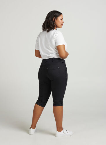 ZizziSlim fit capri jeans met zakken, Black, Model image number 0