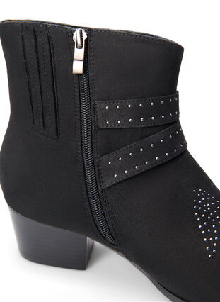 ZizziWide fit - Korte laars met studs en gespen, Black, Packshot image number 4