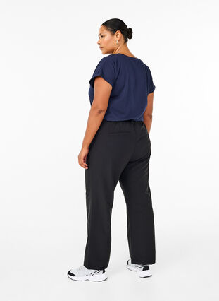 Zizzi Pantalon coupe droite à taille haute, Black, Model image number 1