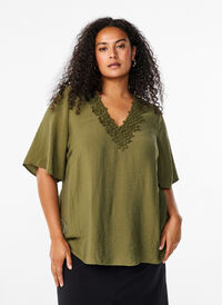 Blouse van viscose met v-hals en borduursel, Winter Moss, Model