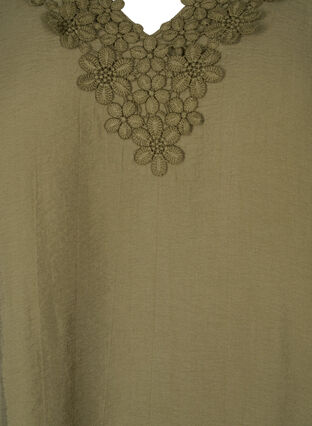 ZizziBlouse van viscose met v-hals en borduursel, Winter Moss, Packshot image number 2