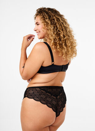 Zizzi Culotte brésilienne en dentelle, Black, Model image number 1