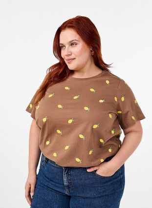 Zizzi T-shirt en coton bio avec citrons, Coca M. Lemon Emb., Model image number 0