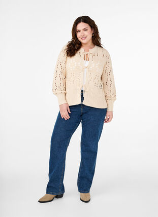 Zizzi Cardigan en maille avec liens et motifs ajourés, Birch, Model image number 2