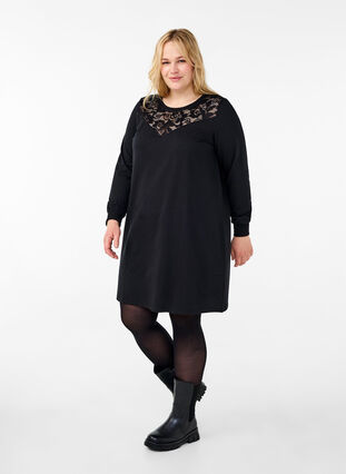 Zizzi Robe courte avec détails en dentelle, Black, Model image number 2