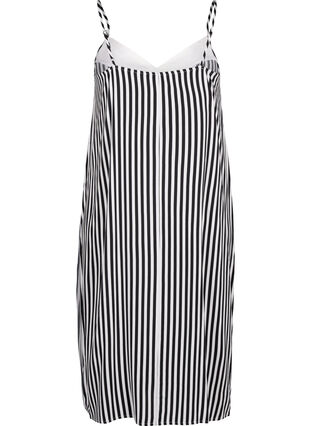 Zizzi FLASH - Robe à bretelles rayée en viscose, Black White Stripe, Packshot image number 1