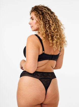 Zizzi String en dentelle à taille régulière, Black, Model image number 1