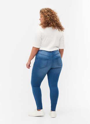 Zizzi Jean Amy super slim à taille haute, Light blue, Model image number 1