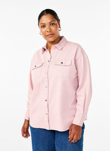 Zizzi Chemise en jean de couleur unie dotée de poches sur la poitrine, Pale Mauve, Model image number 0